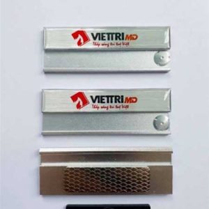 Thẻ thay tên nhân viên 005