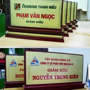 Biển chức danh 2